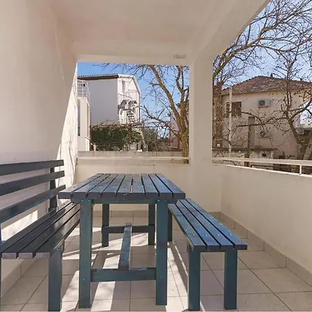 Amazing In With House Sea View